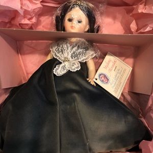 Vintage Madame Alexander First Lady Angelica Van Buren doll